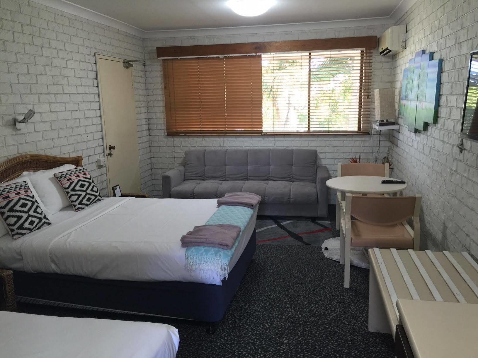 Holland Park Motel Brisbane Exterior photo