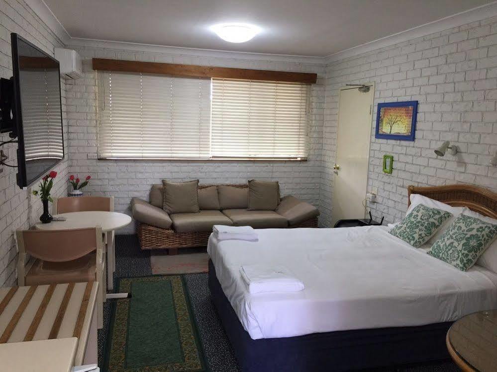 Holland Park Motel Brisbane Exterior photo